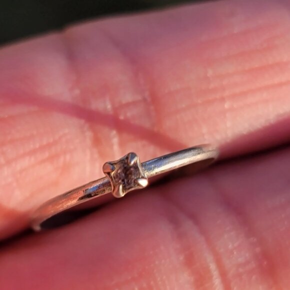 Dainty minimalist smoky topaz stamped STER silver ring - Picture 5 of 15